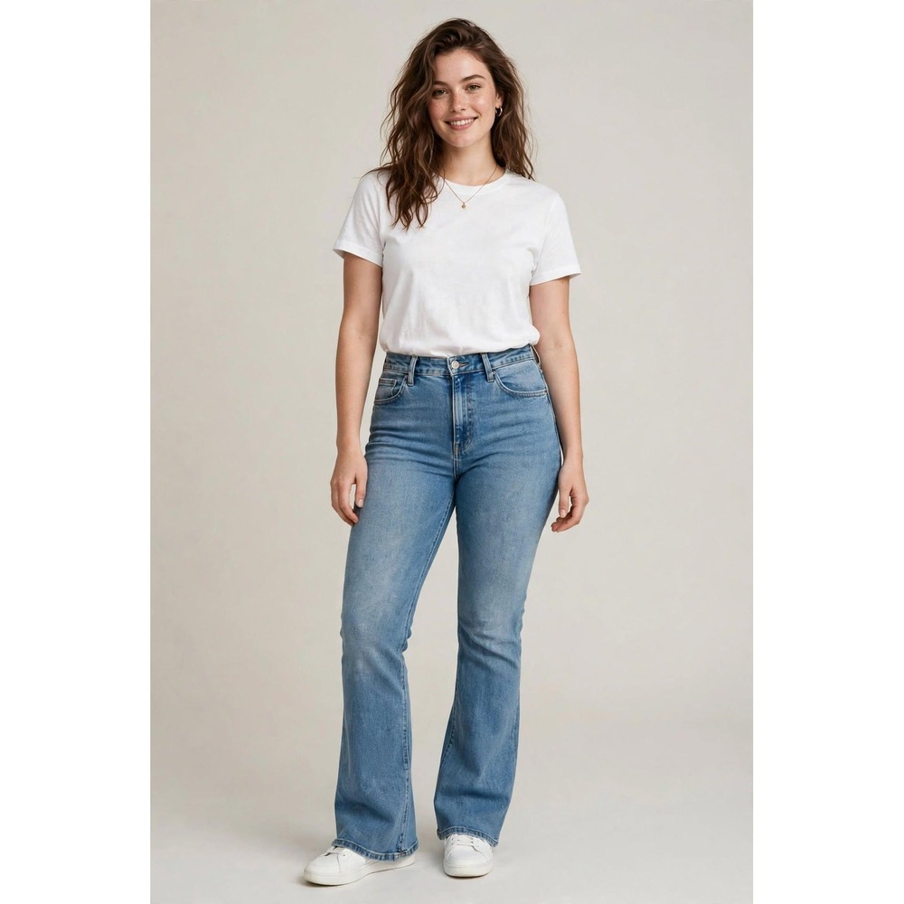 WallFlower Womens 9 Jeans Curvy High Waist Bootcut Blue Embellished Flap Pocket